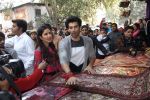 Katrina Kaif, Aditya Roy Kapoor goes shopping in Janpath for promoting Fitoor on 6th Feb 2016